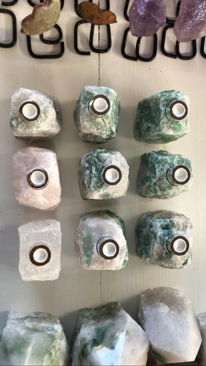 QTY 1 - Green & White Quartz Oil Diffuser